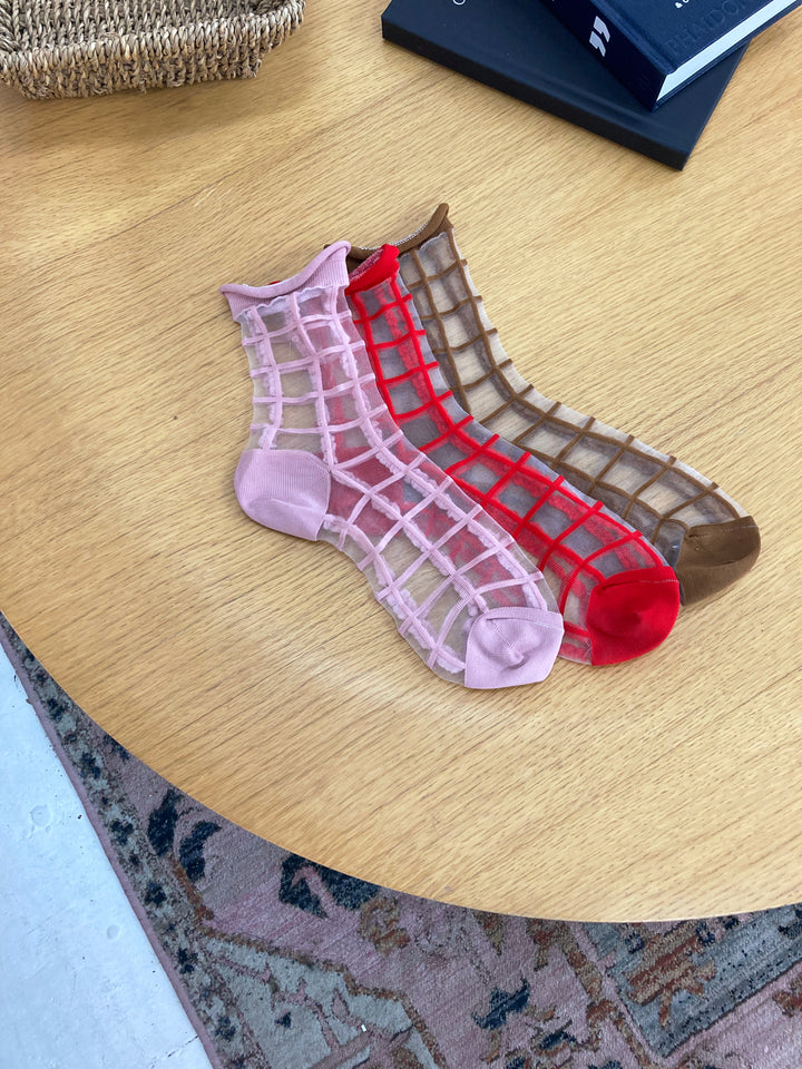 SHEER FRENCH WINDOW SOCKS - Nutmeg